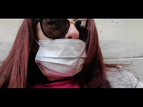 ❤️ Nicoletta o iphetetsa ho moahelani oa hae le pees ka karacheng ea hae (Special Covid19 Italy Quarantine) ️